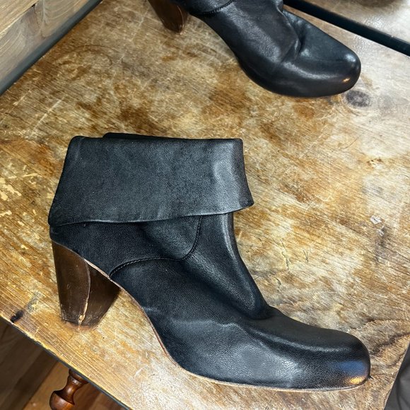 FRYE VINTAGE LISA SHORTIE BOOT - Picture 5 of 5